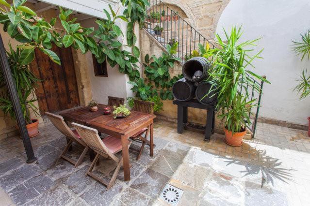 Apartamentos El Patio Andaluz Jerez de la Frontera Phòng bức ảnh
